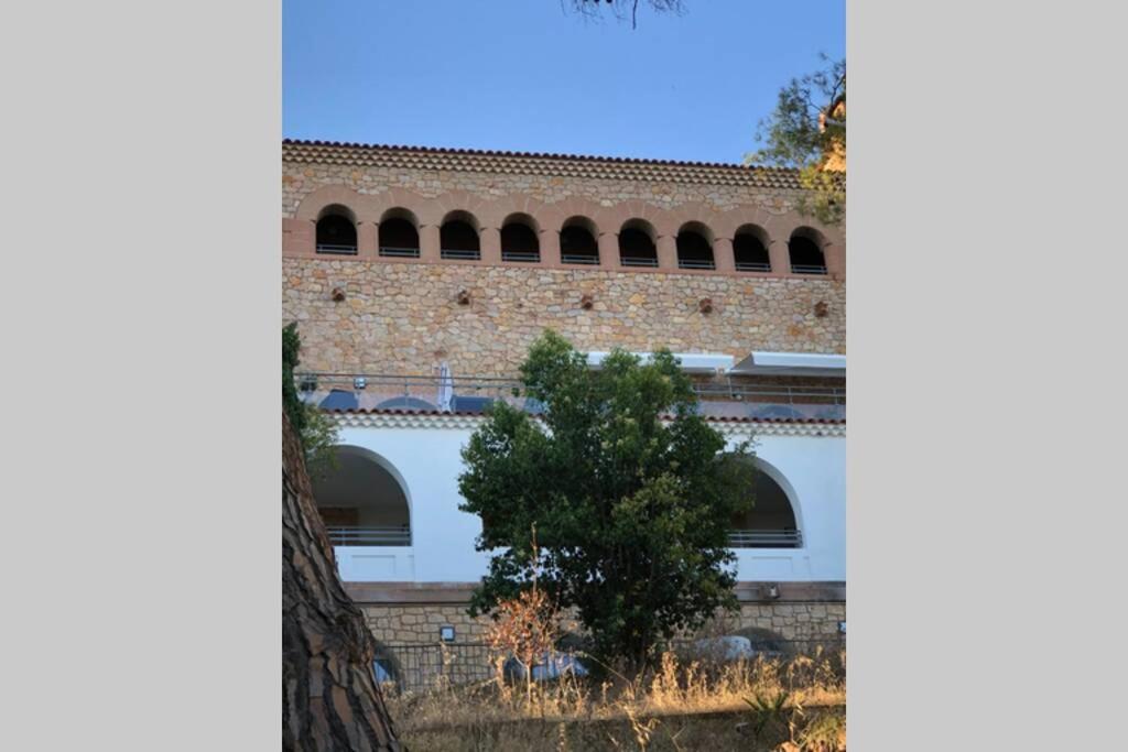 Magnifique Appartement Avec Vue Imprenable La Londe-les-Maures Esterno foto