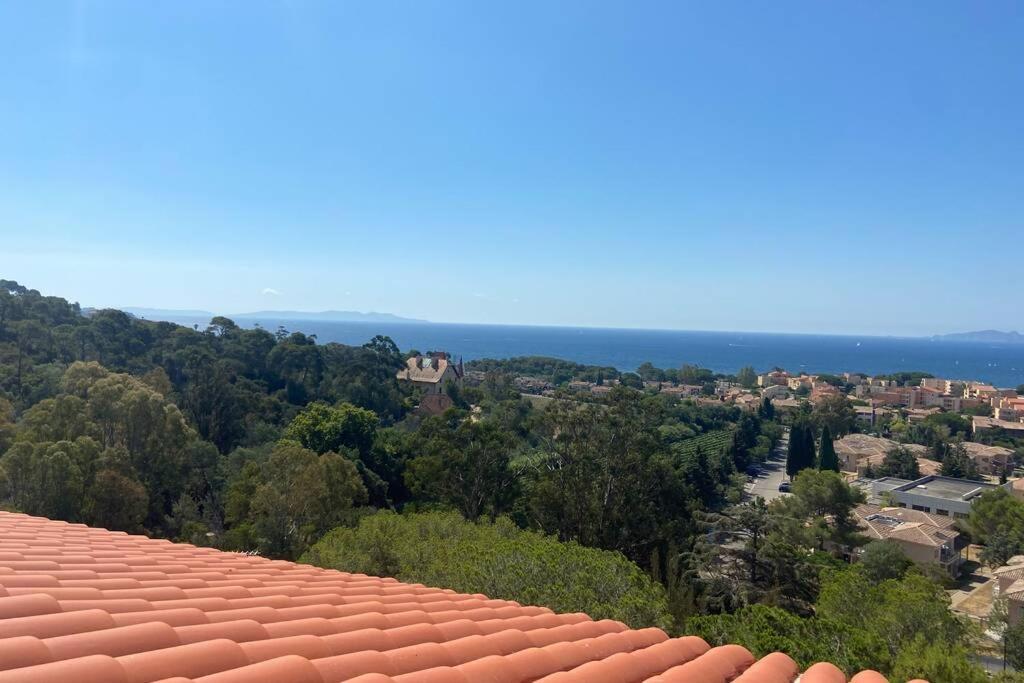 Magnifique Appartement Avec Vue Imprenable La Londe-les-Maures Esterno foto